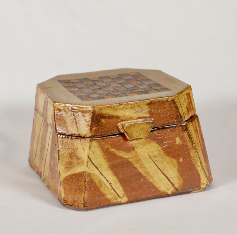 Lidded box 2024